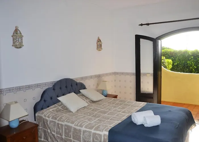 Carvoeiro Apartment - Walk To Beach