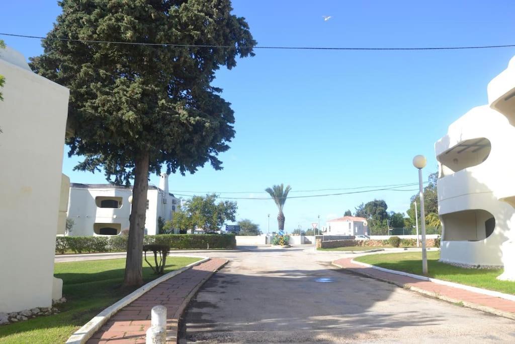 Carvoeiro - Walk To Apartment